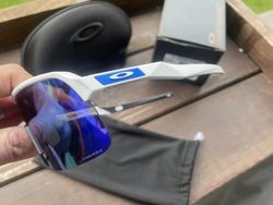 Oakley Sutro/Sphaera/Radar/Radarlock…