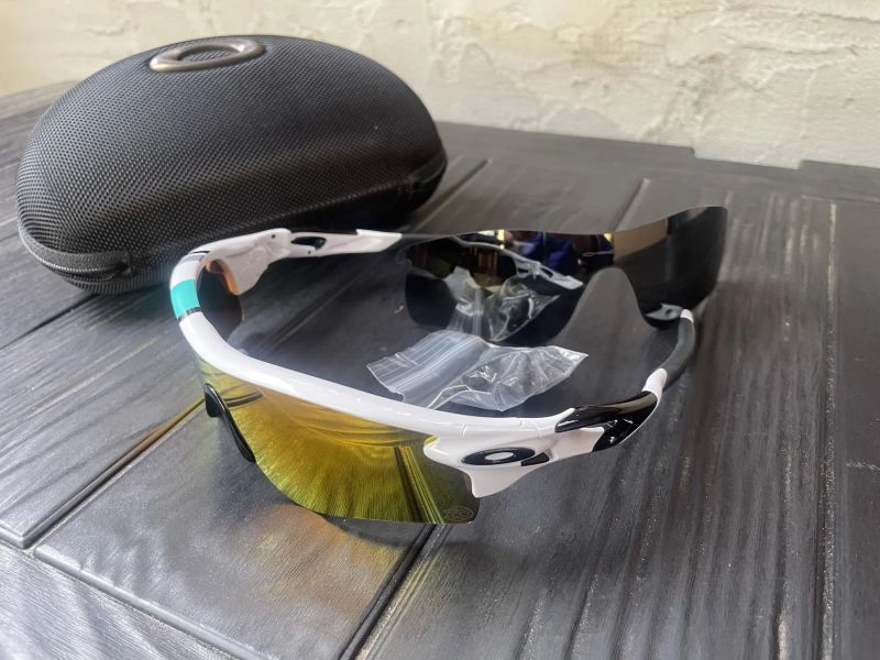 Oakley Sutro/Sphaera/Radar/Radarlock…