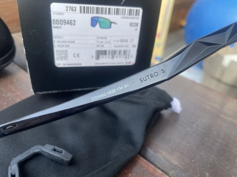 Oakley Sutro/Sphaera/Radar/Radarlock…