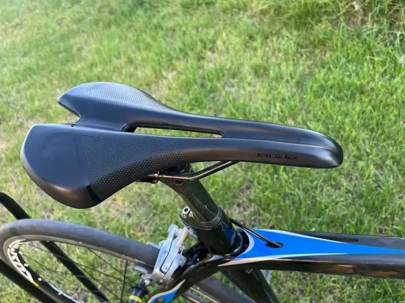 Specialized tarmac comp