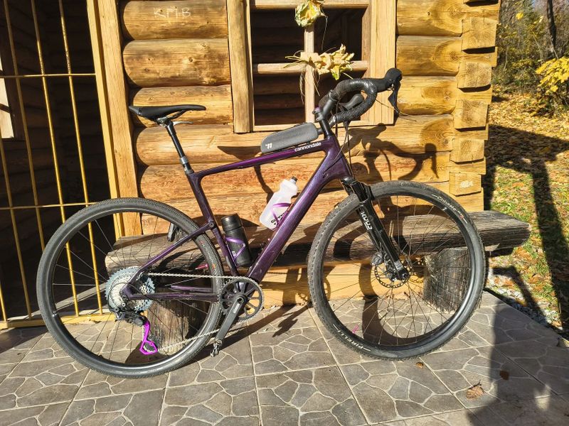 Cannondale Topstone Carbon (2 sady kol)