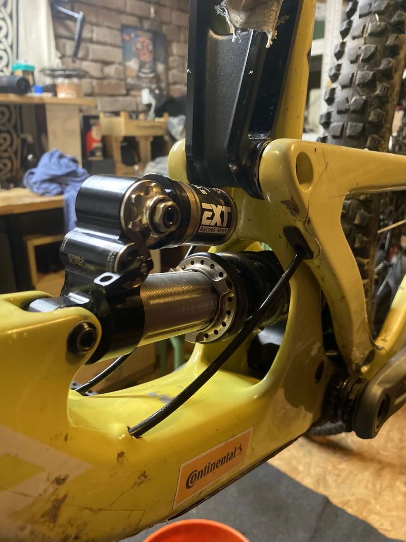 Santa Cruz MegaTower CC