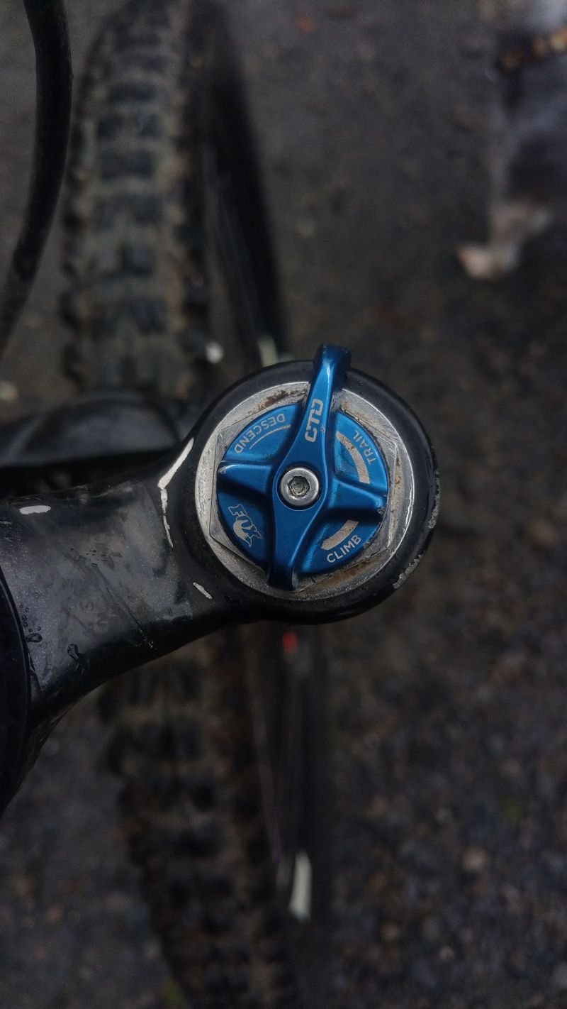 ❗❗FOX 32 za 5 000kc❗❗