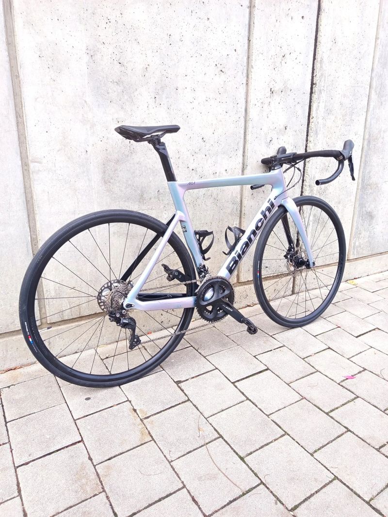 Bianchi Aria / Shimanno 105 / 2022