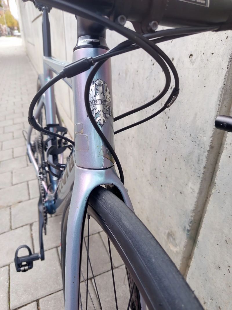 Bianchi Aria / Shimanno 105 / 2022