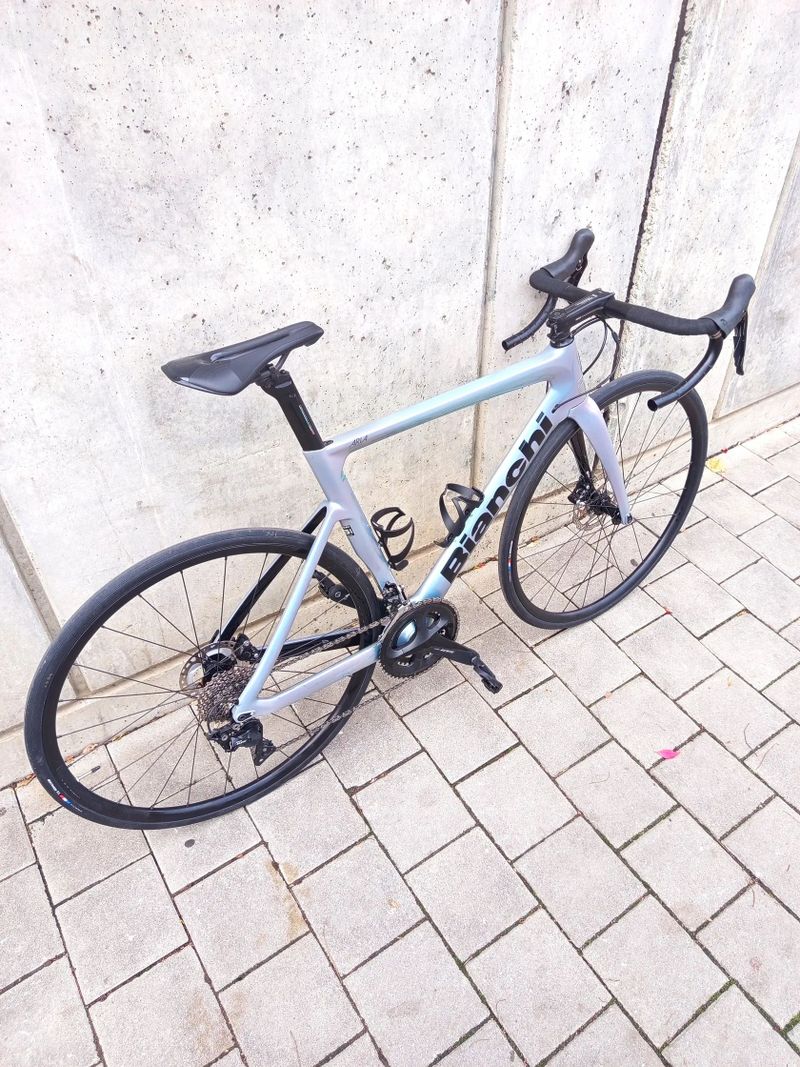 Bianchi Aria / Shimanno 105 / 2022