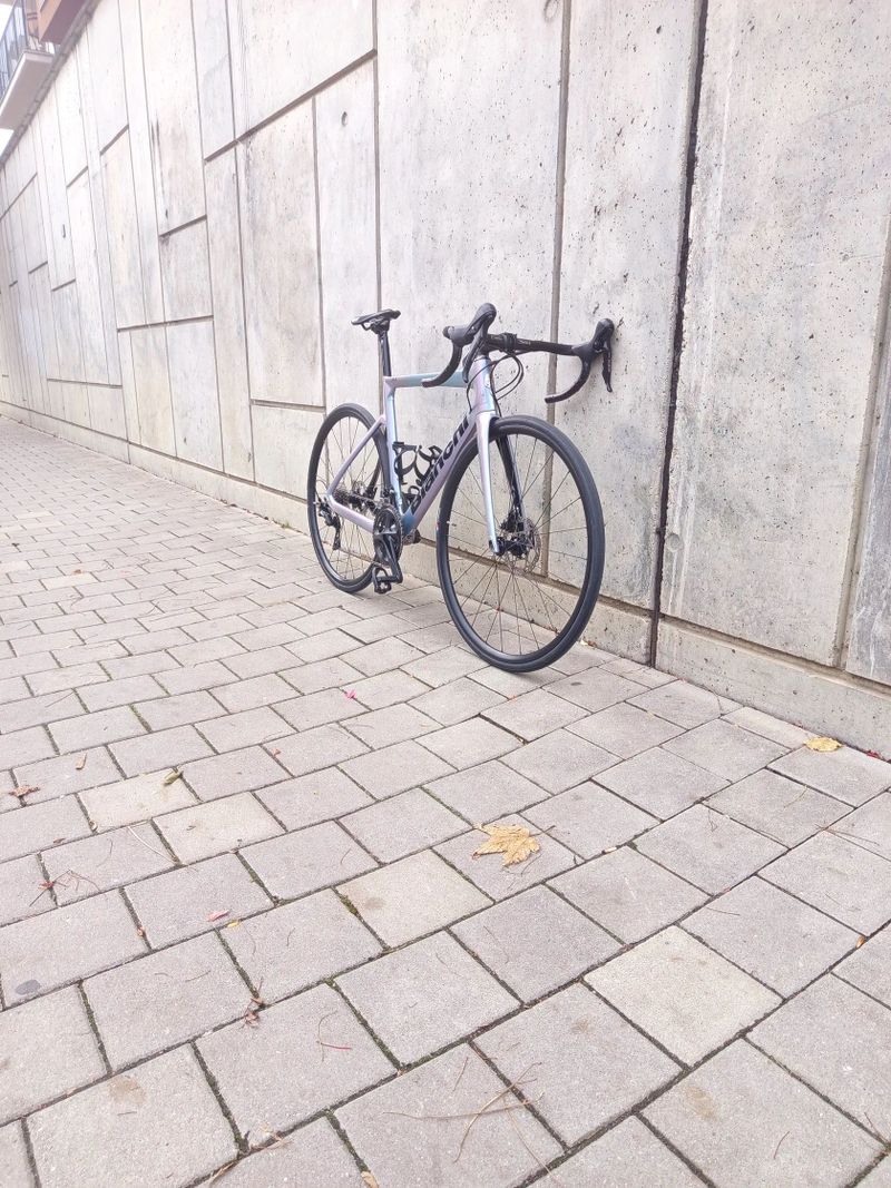 Bianchi Aria / Shimanno 105 / 2022