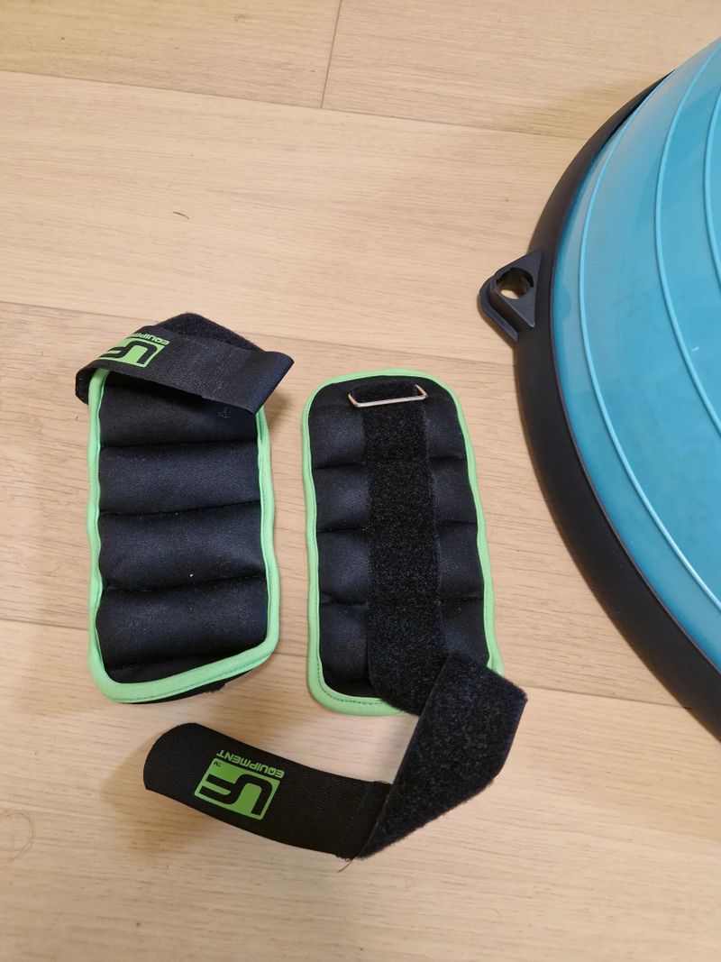 Balanční podložka Sportago Balance Ball 58cm