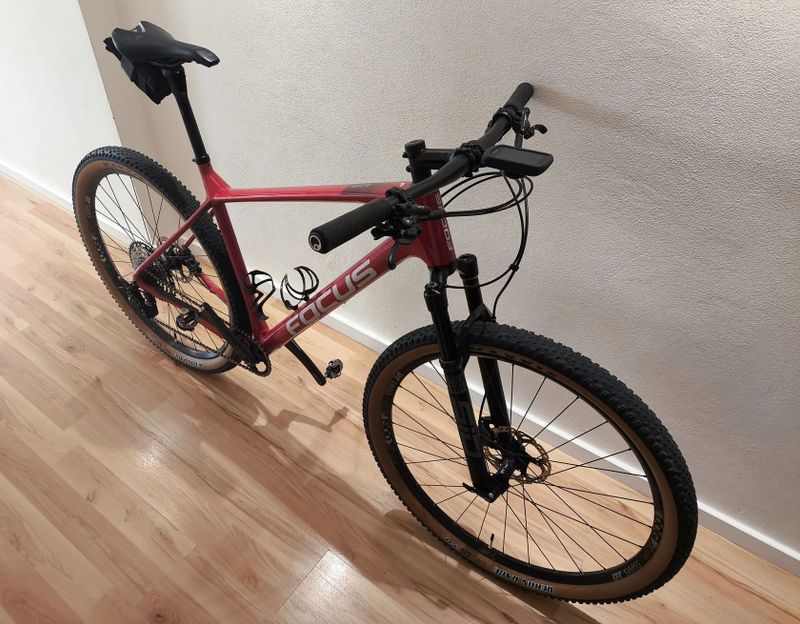 Focus RAVEN 8.8 (XT, SID, karbon doplňky) nová cena