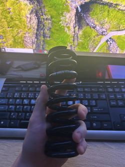 Pružina na tlumič FOX VAN R