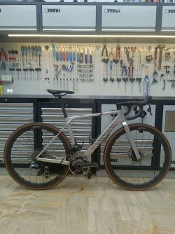 Canyon Ultimate CFR eTap 2024 + Powermeter 