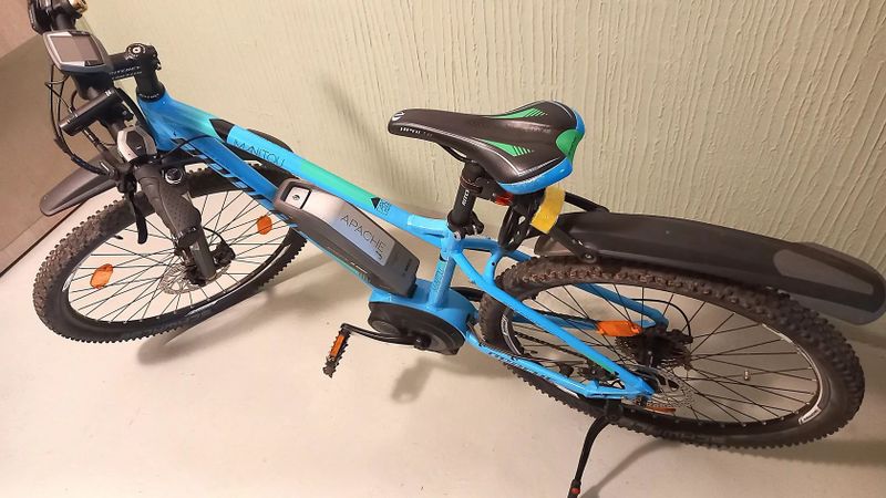 Apache MANITOU, BOSCH, vel. 17", kola 27,5"