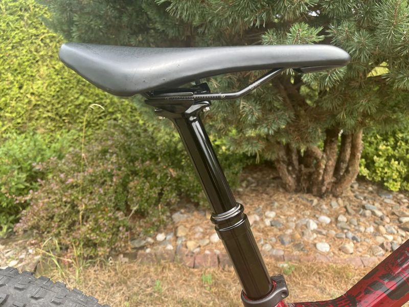 Trek Fuel EX 9.7 Gen 6 – S (2023) – 29” – karbon