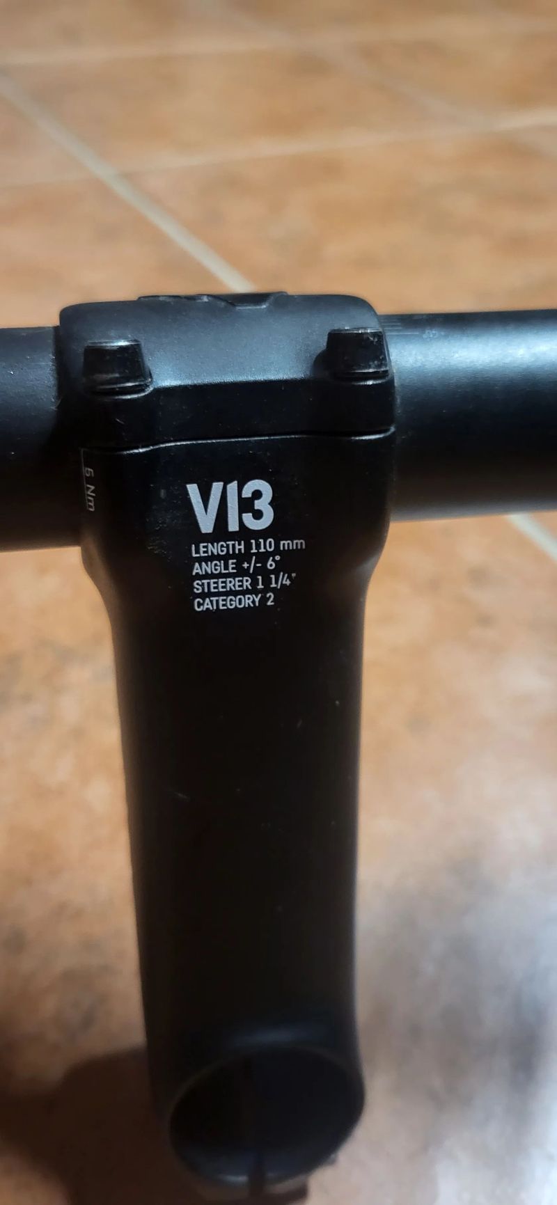 Představec Canyon V13