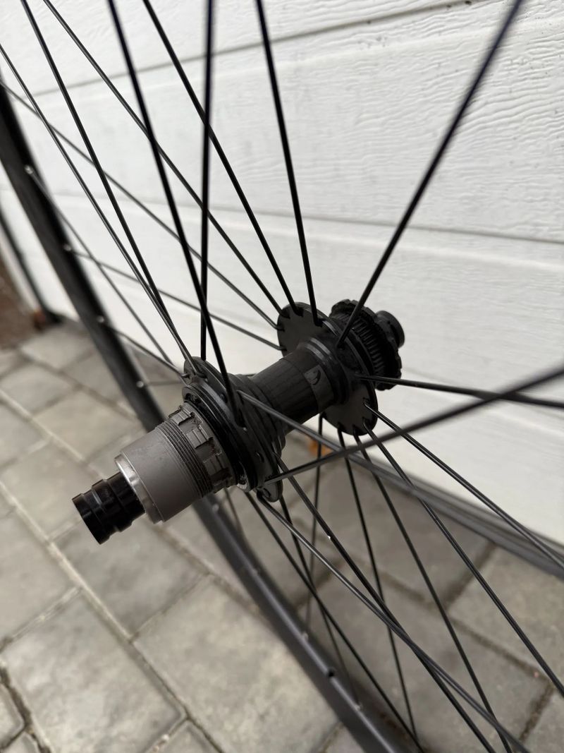 Zapletená kola Fulcrum DB 818, ořech XD