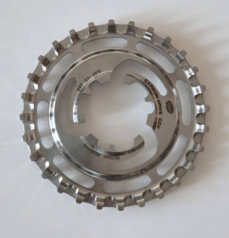 Zadní pastorek, řemenice Gates Carbon Drive CDX, 28 zubů 28TQF-2816