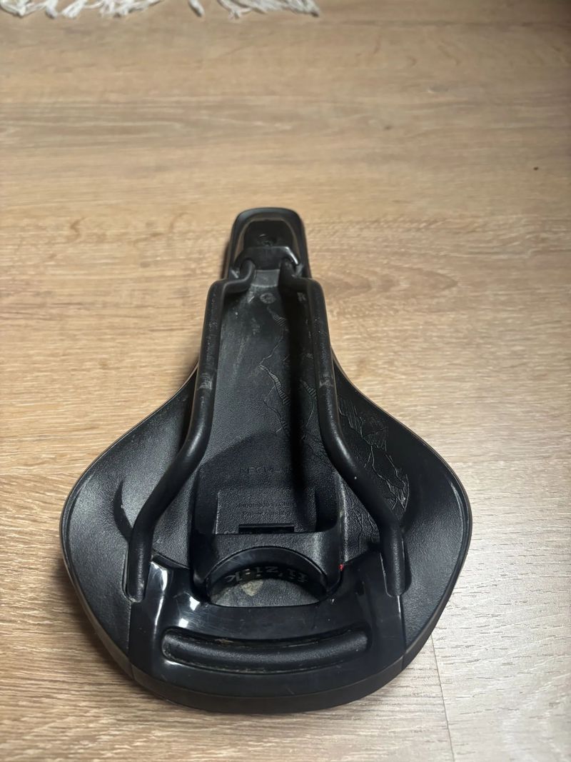 XC sedlo fizik taiga