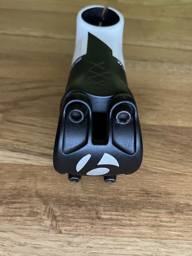 karbonový představec Bontrager