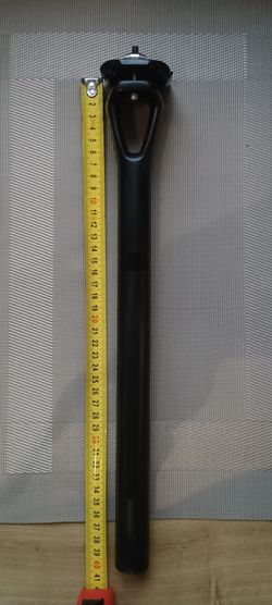 Karbonová sedlovka Focus CPX Concept 27,2 (400mm)