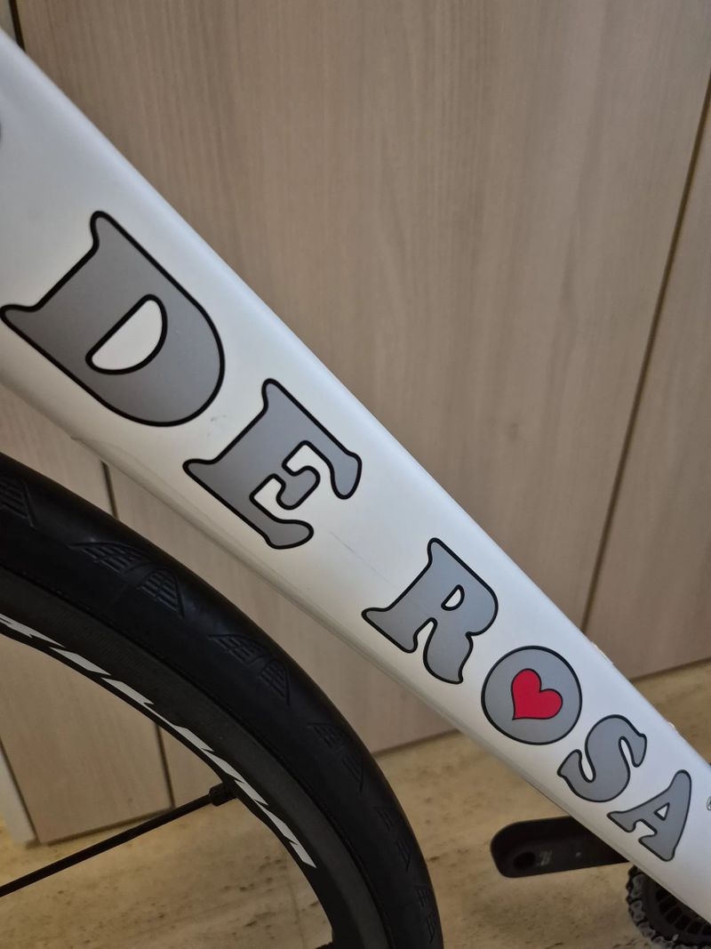 De Rosa King XS (Shimano 105, Mavic Ksyrium SLE, vel. 55, stav nového kola)