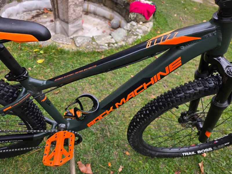 Rock Machine BLIZZ 27 HD XS