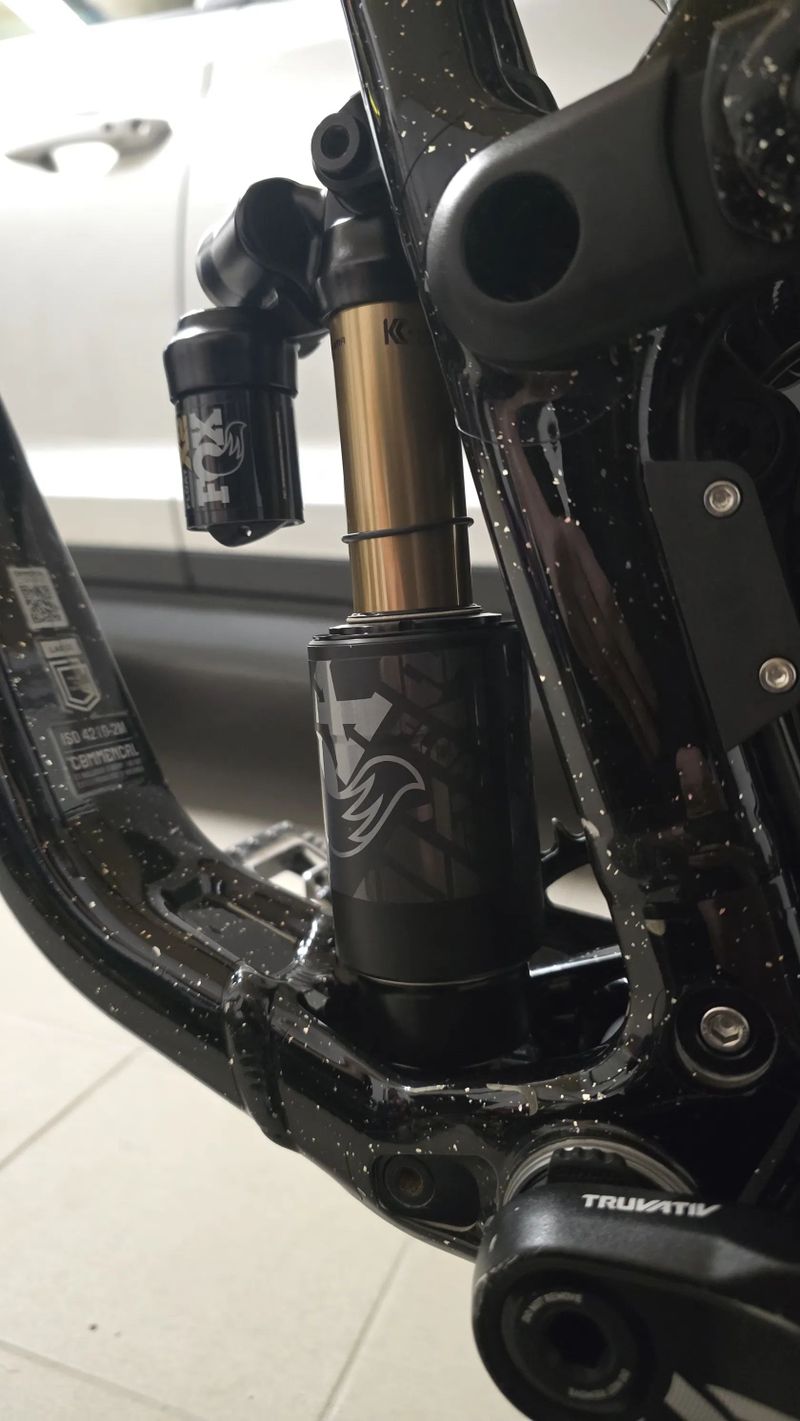 FOX FLOAT X2 Factory 250x75