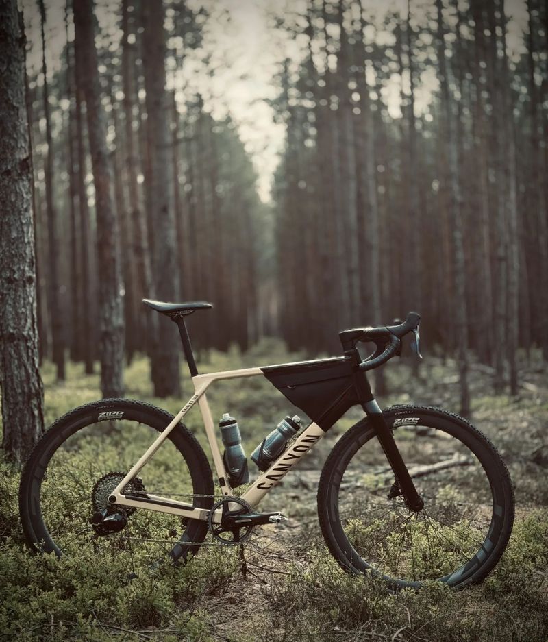 Canyon Grail CF SLX 8 AXS