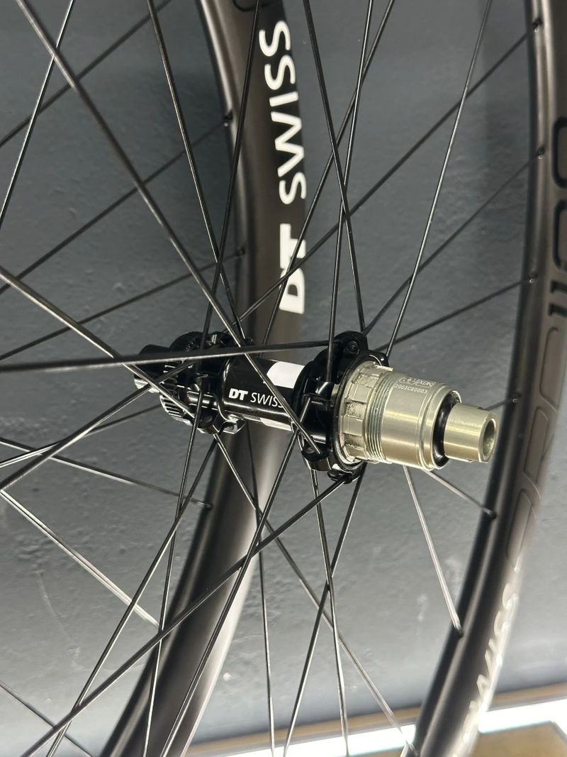 karbonová kola EIE SRG45TC28 | náboje Bitex | Straightpull | Centerlock | Sram XDR | 1471 gramů