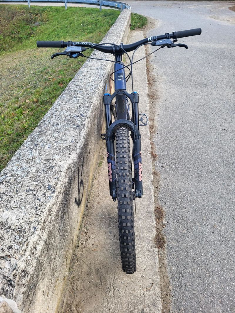 Santa Cruz Megatower