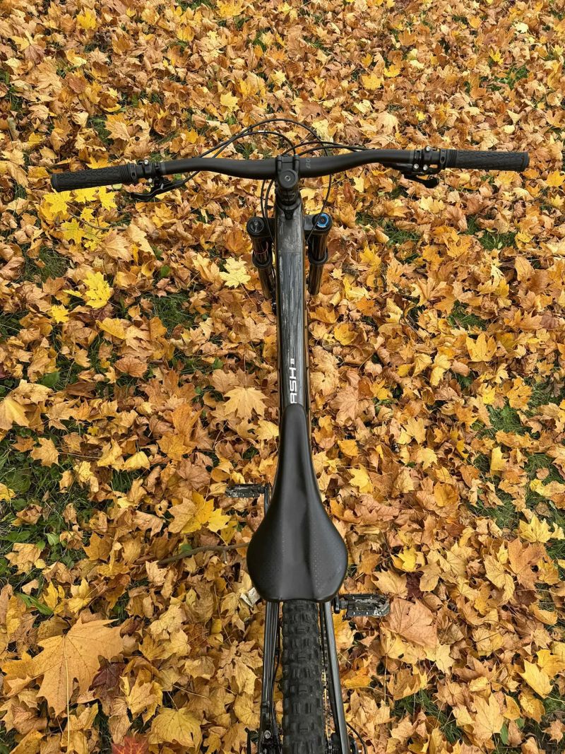 Trek Slash 8