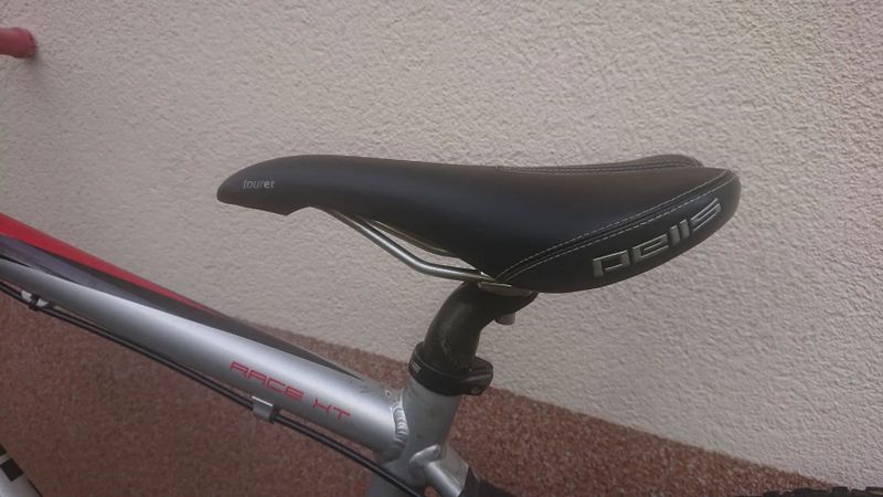 Pell's RAZZER RACE XT 10 - 13 let (kola 26") - karbonová zadní vidlice 