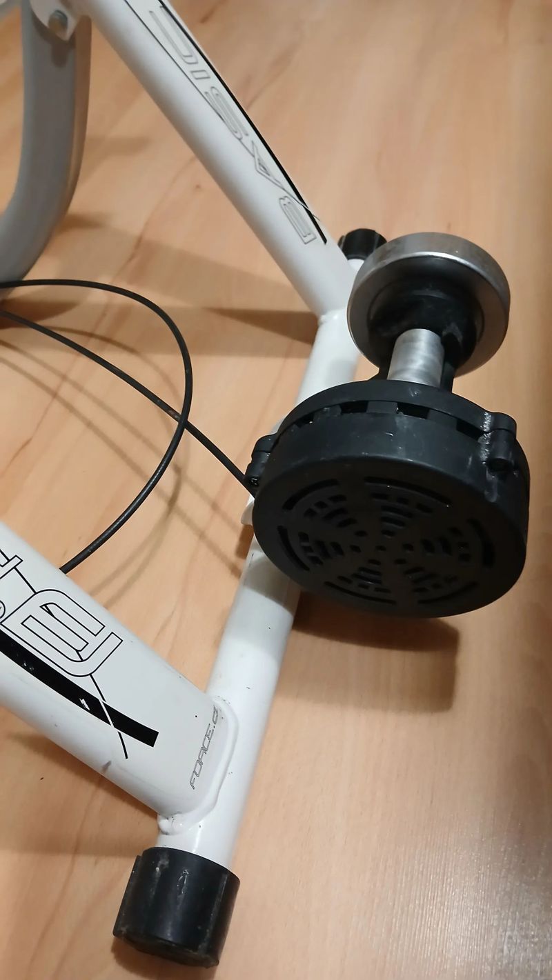 Cyklotrenažér Force Basic