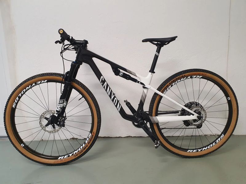 Canyon Lux WC CF 7 2023