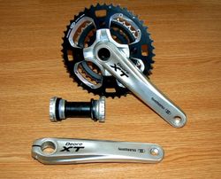 Shimano XT Hollowtech II - téměř nové
