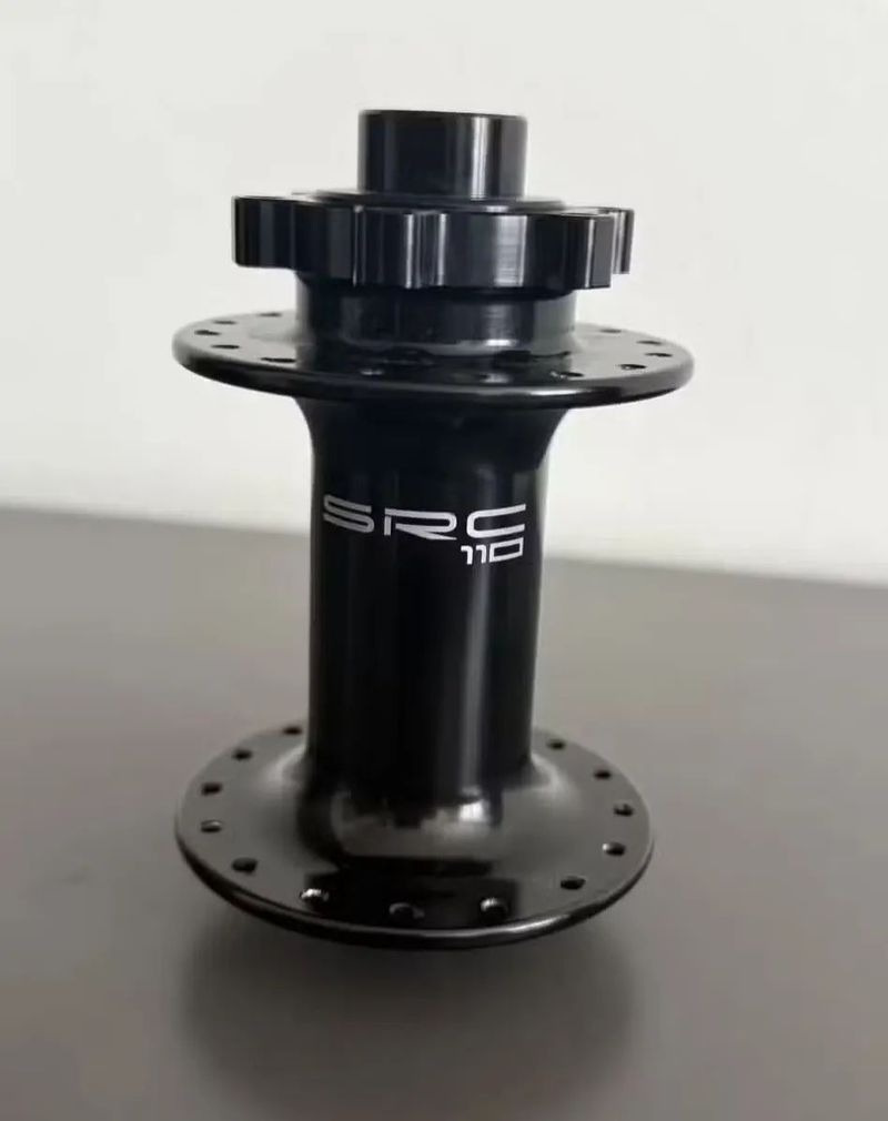 SRC Front Hub