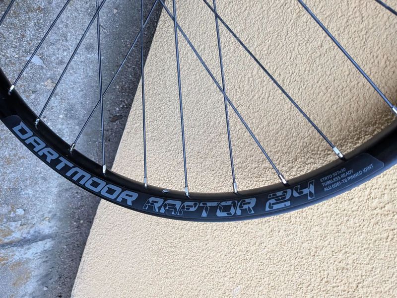 zadní kolo 24" boost