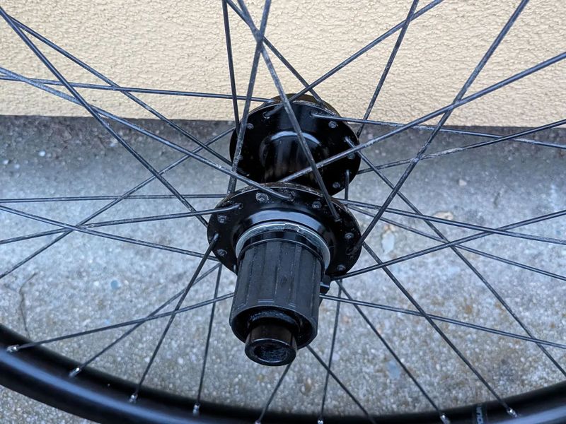 zadní kolo 24" boost