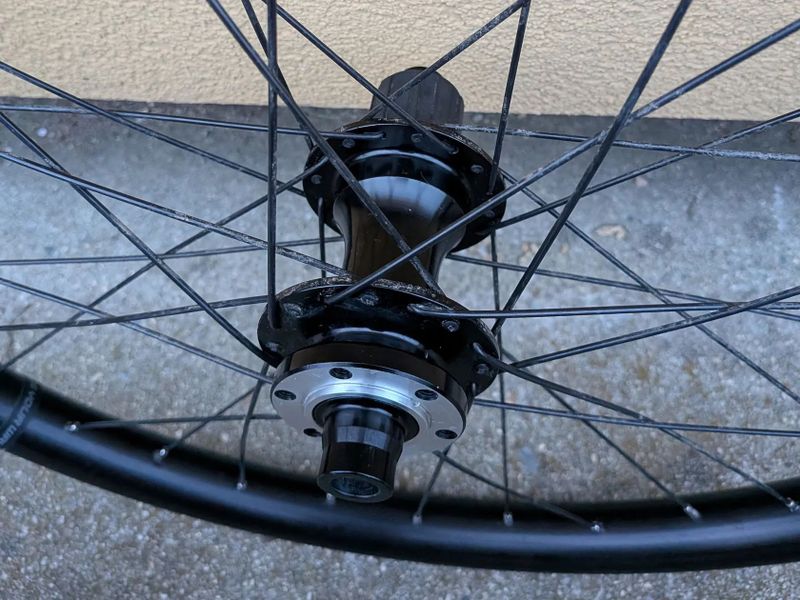 zadní kolo 24" boost