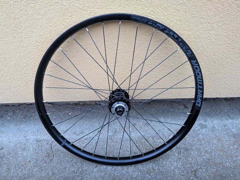 zadní kolo 24" boost