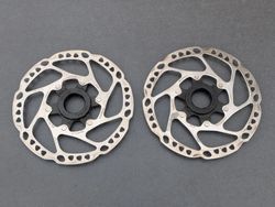 kotouče Shimano SM-RT64 160 mm