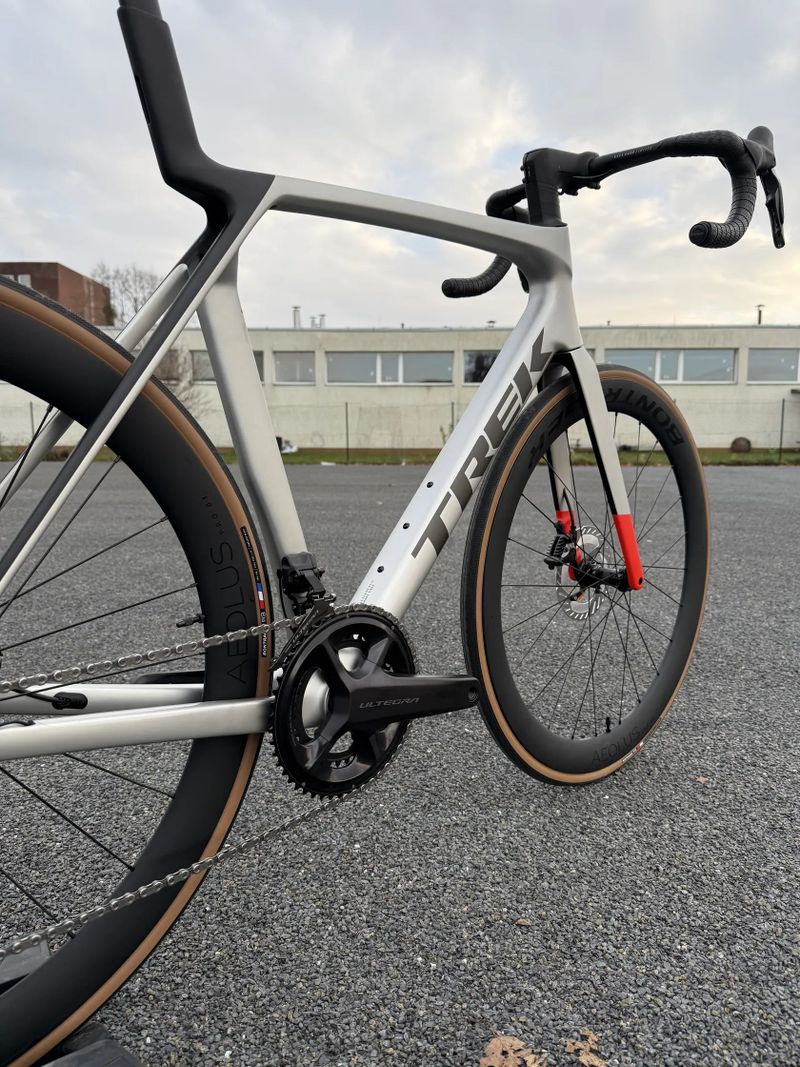 Zánovní kola Trek Madone SL 7 Gen 8 Velikosti M,M/L,L