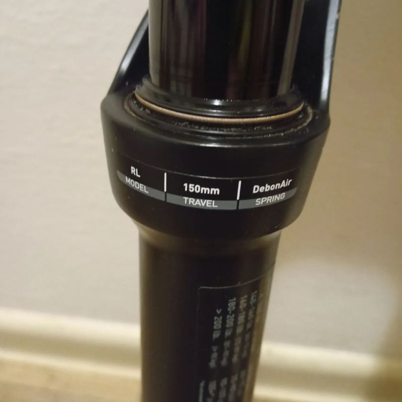 Rock Shox Sektor 29" DebonAir