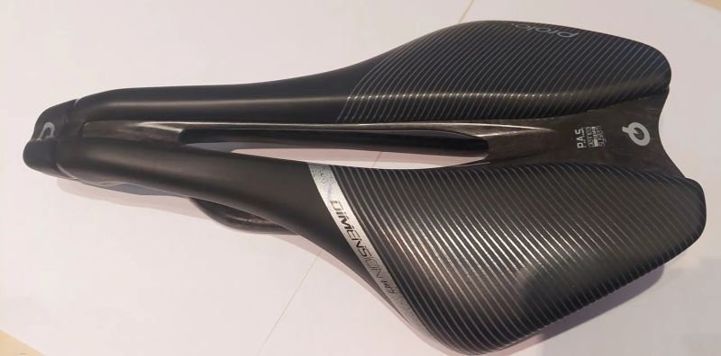 Sedlo PROLOGO Dimension Nack Hard Black 143 mm