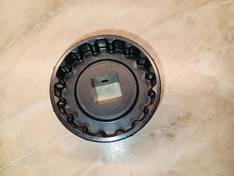 Prodám klíč na středové složení Shimano TL-FC37