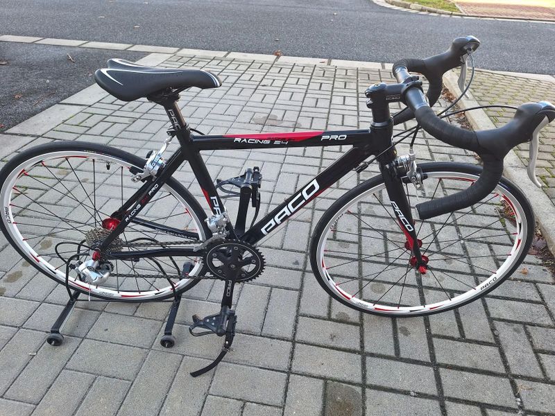 Prodám nové dětské silniční kolo 24"