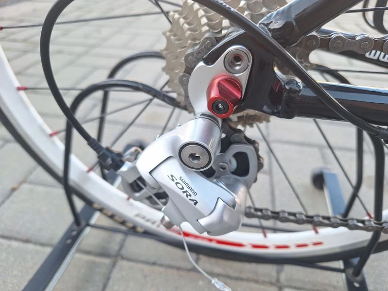 Prodám nové dětské silniční kolo 20"