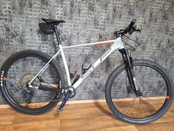 Prodám horské kolo Superior XP 909 - TOP STAV