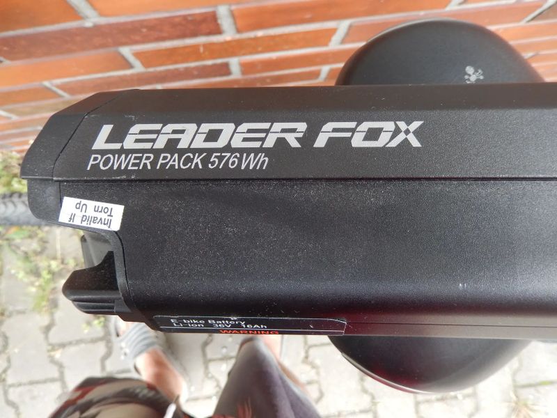 TREKKINGOVÉ DÁMSKÉ KOLO LEADER FOX , 18 , zánovní 