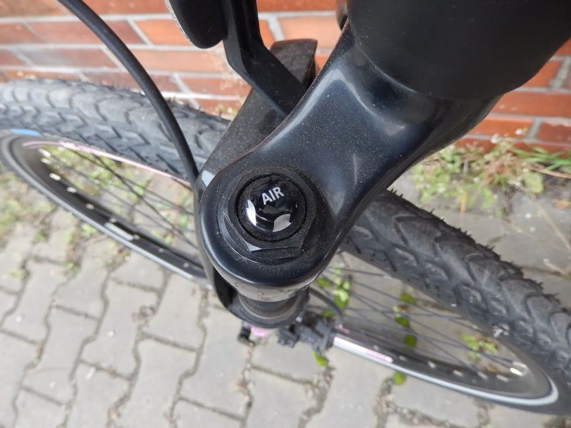 TREKKINGOVÉ DÁMSKÉ KOLO LEADER FOX , 18 , zánovní 