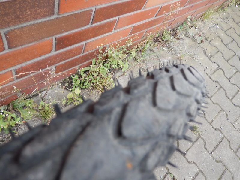 TREKKINGOVÉ DÁMSKÉ KOLO LEADER FOX , 18 , zánovní 